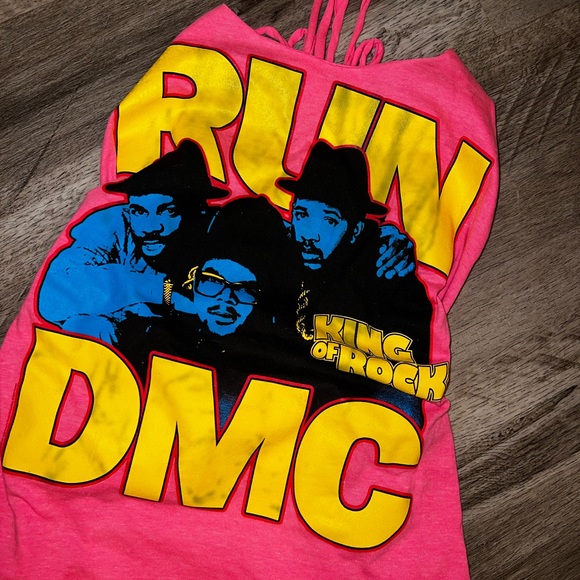 Pink Run‎ DMC Graphic Tank Top - Picture 2 of 5